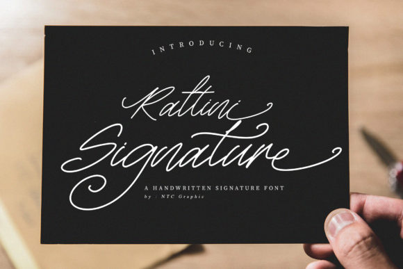 Rattini Signature: A Timeless Script Font for Modern Web Design